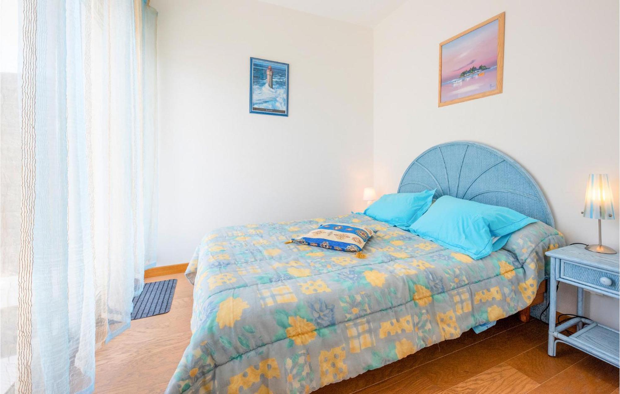 Gorgeous In With Kitchen Apartment *